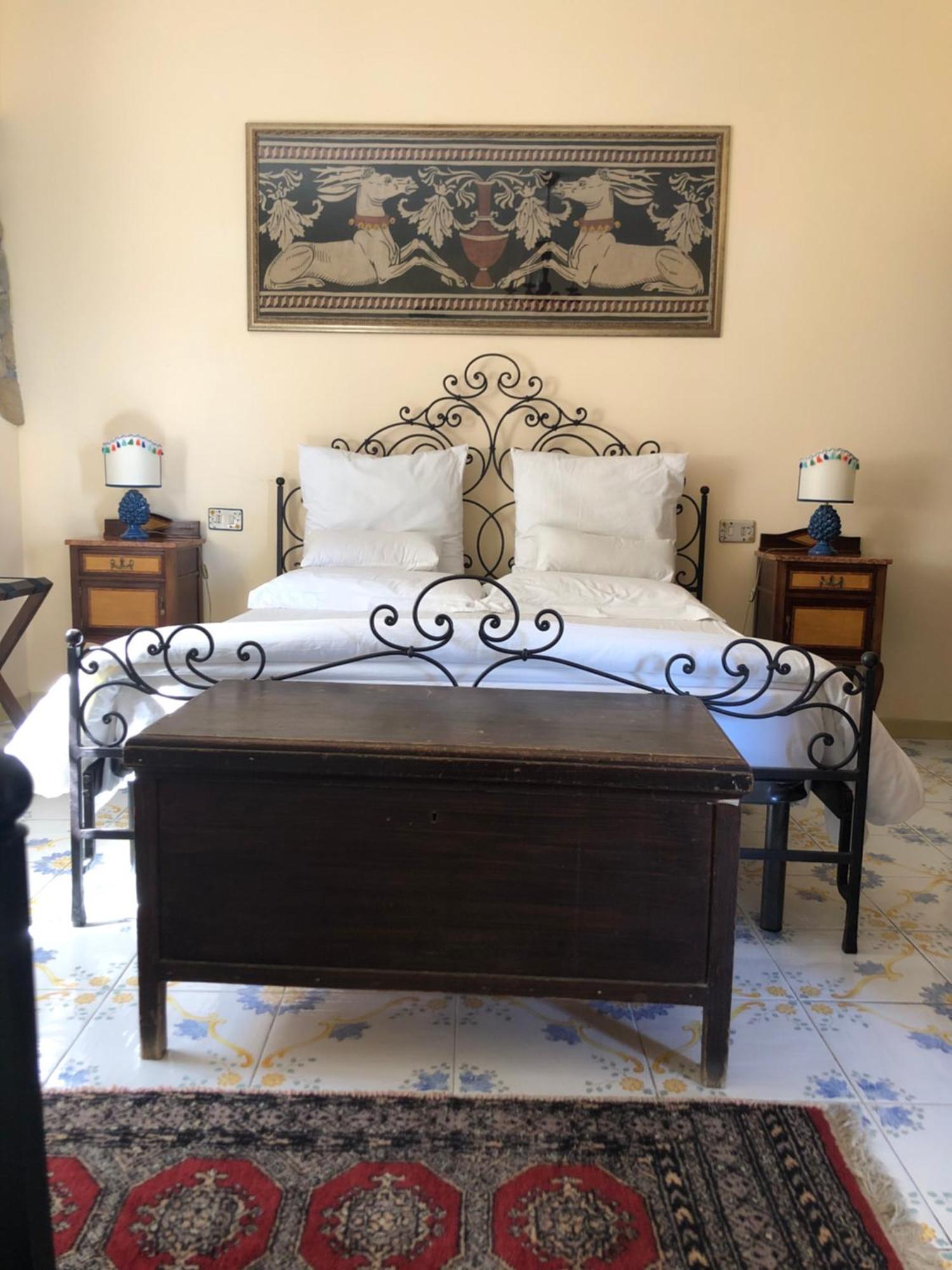 Ficarra San Noto Antica Residenza Di Caccia Bed & Breakfast エクステリア 写真